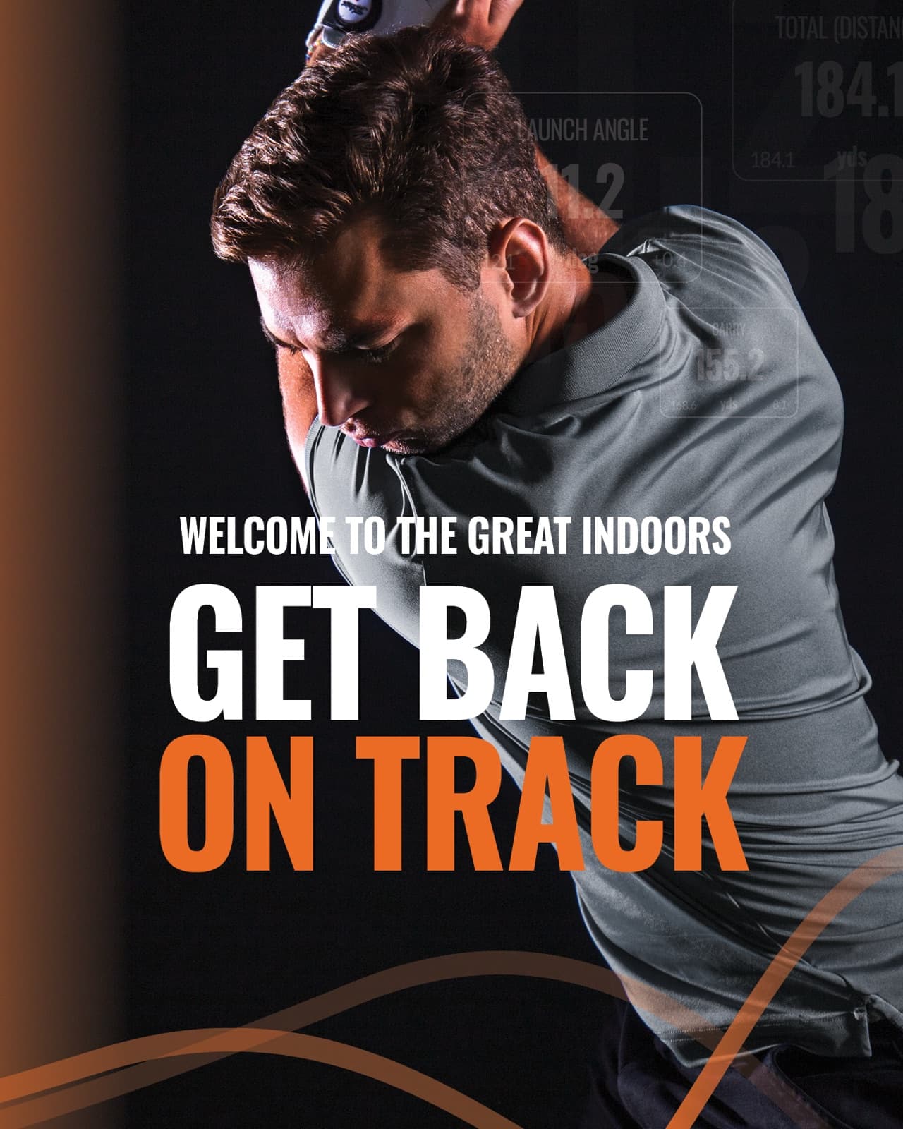 Golfsving foran skjermen med TrackMan-tall